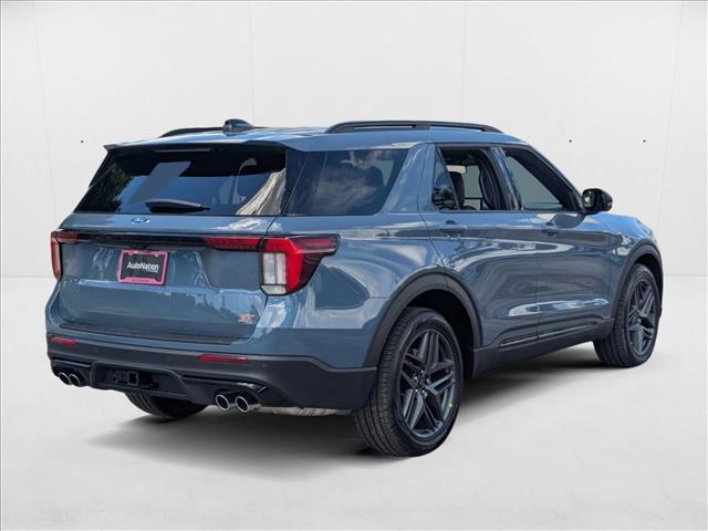 2025 Ford Explorer ST photo 2
