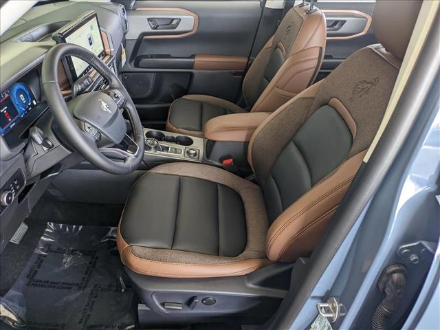 2025 Ford Bronco Sport Outer Banks photo 4