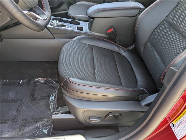 2025 Ford Escape ST-Line photo 2