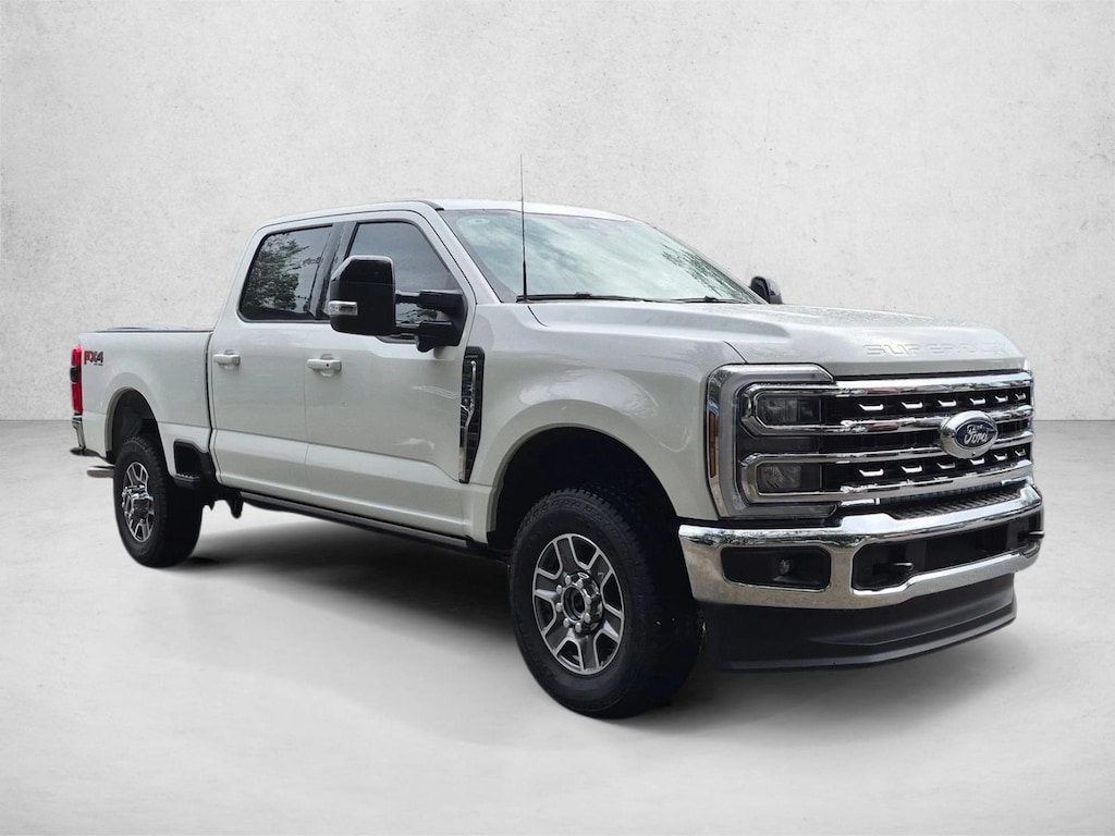 New 2026 Ford F-250 LARIAT Truck Crew Cab