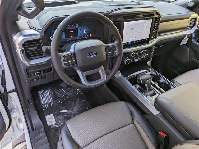 2025 Ford F-150 Lariat photo 3