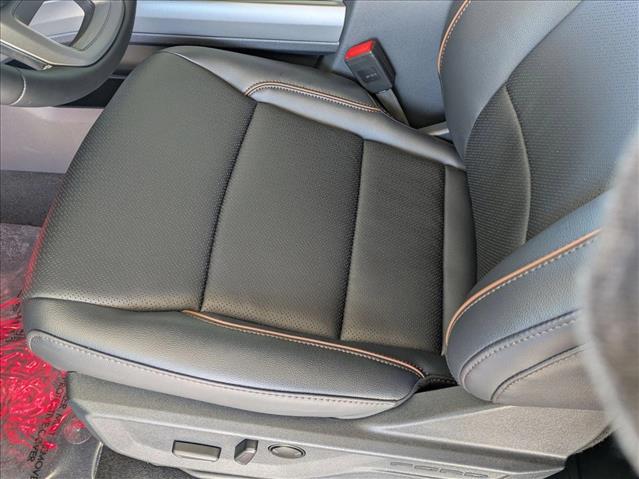 2026 Ford F-250 Lariat photo 4