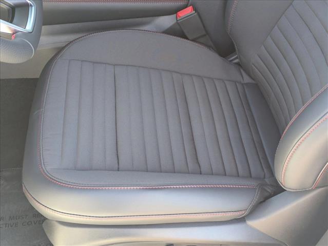 2026 Ford Explorer ST-Line photo 4