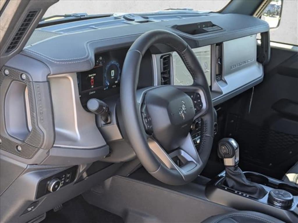 New 2025 Ford Bronco Outer Banks SUV