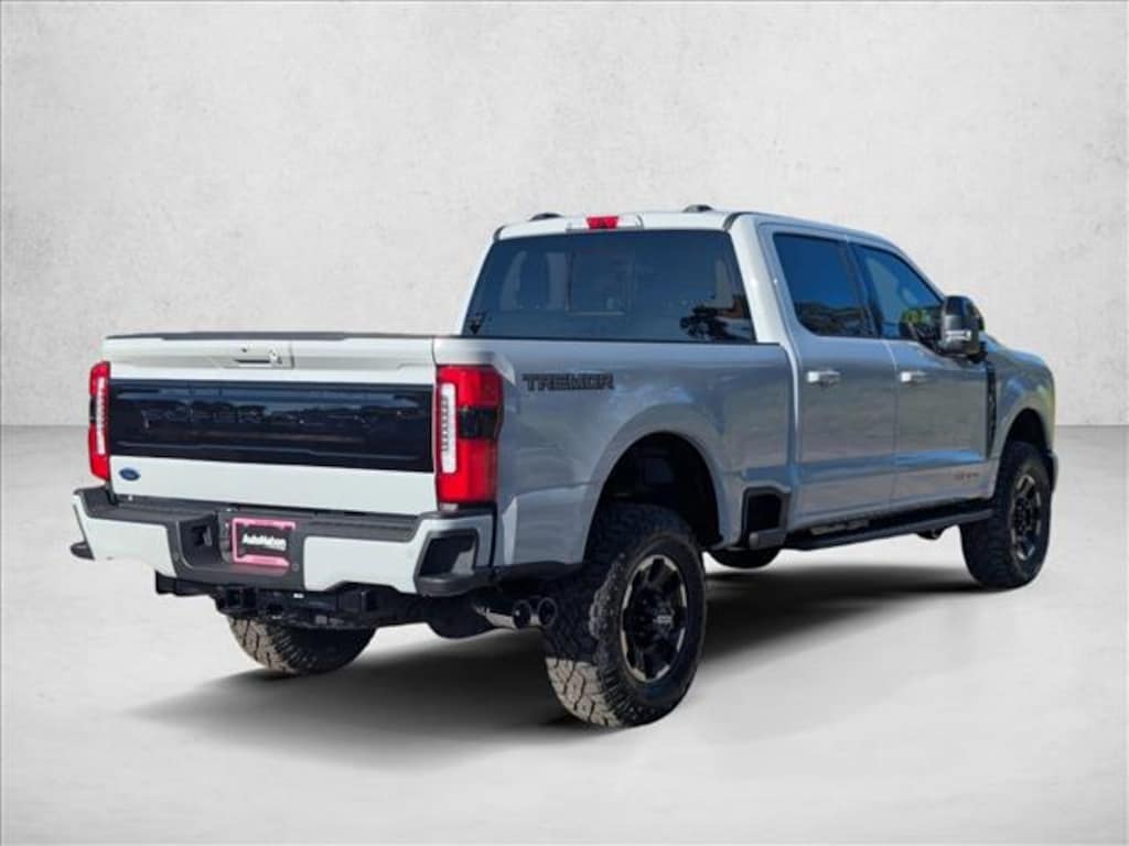 New 2026 Ford F-250 Platinum Truck Crew Cab