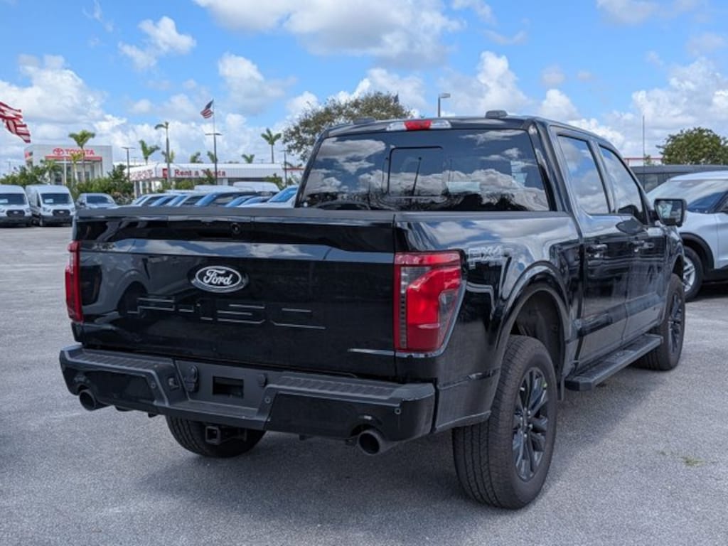New 2026 Ford F-150 XLT Truck SuperCrew Cab