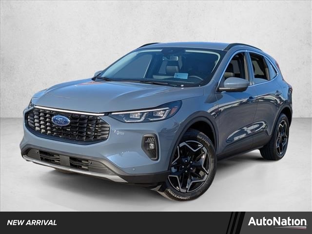 2026 Ford Escape Platinum's photo