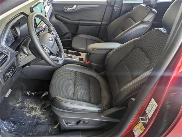 2025 Ford Escape photo 4