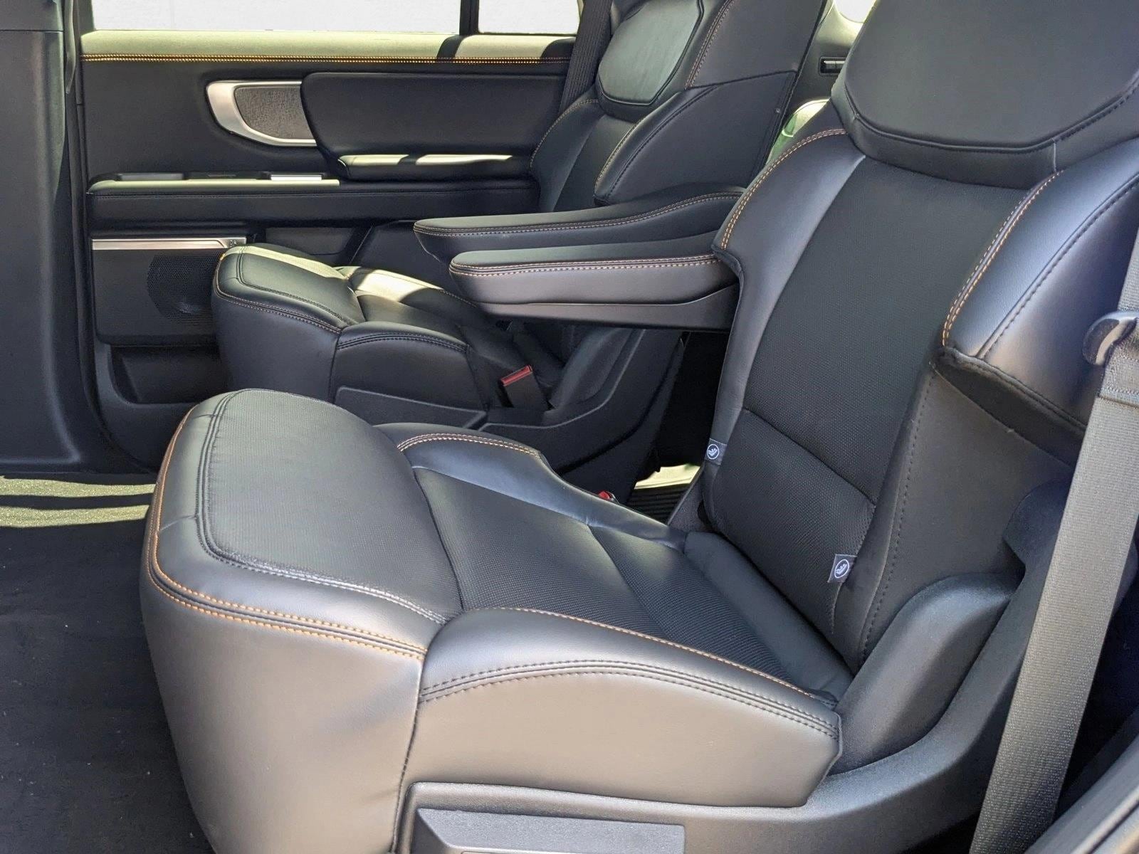 2025 Ford Expedition Tremor - Photo 16
