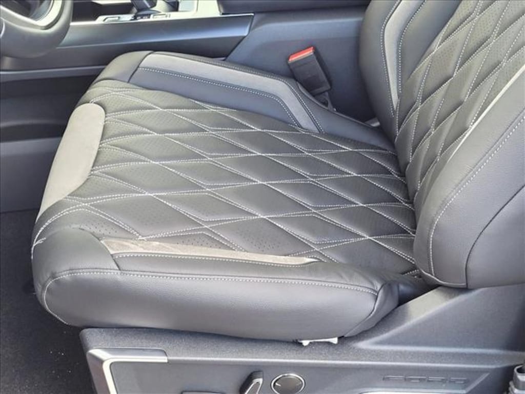 New 2025 Ford F-150 Raptor Truck SuperCrew Cab