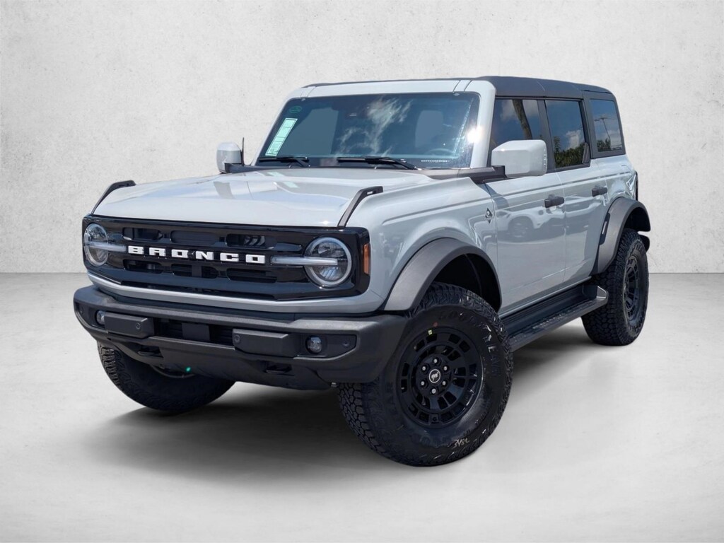 New 2026 Ford Bronco Outer Banks SUV