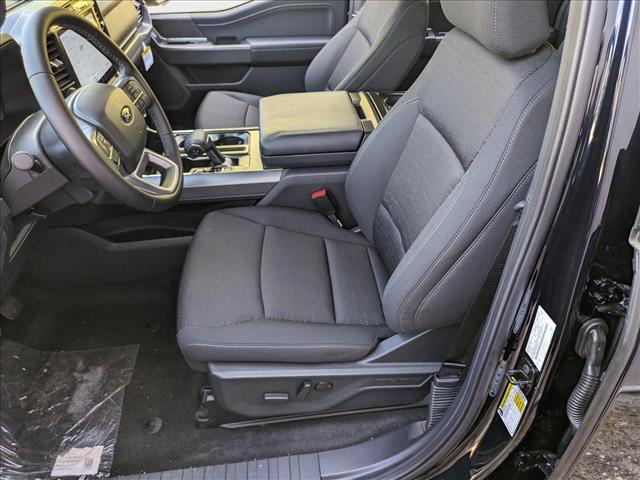 2025 Ford F-150 XLT photo 4