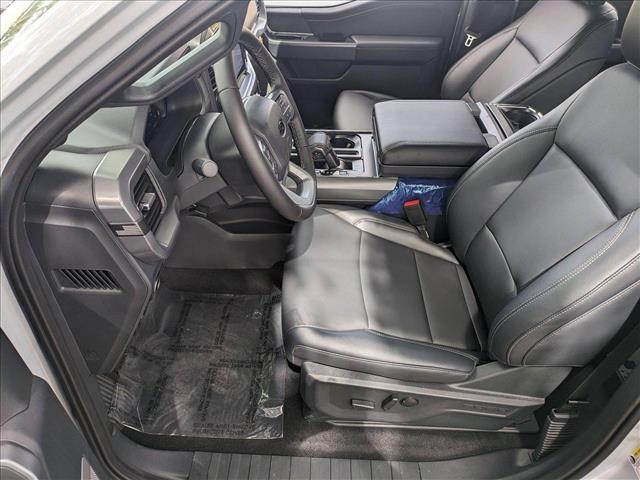 2025 Ford F-150 XLT photo 4