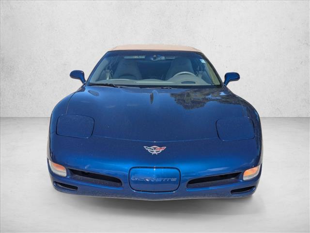2004 Chevrolet Corvette Convertible photo 2