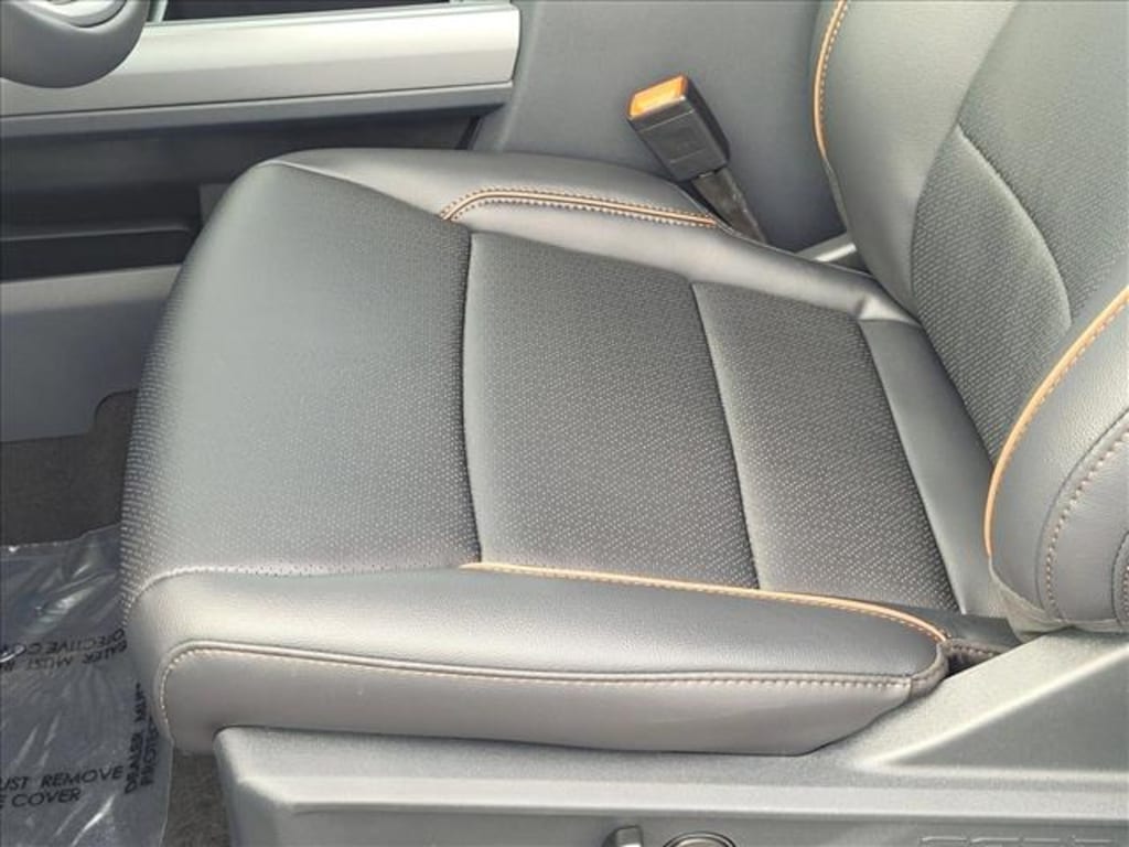 New 2026 Ford F-250 LARIAT Truck Crew Cab