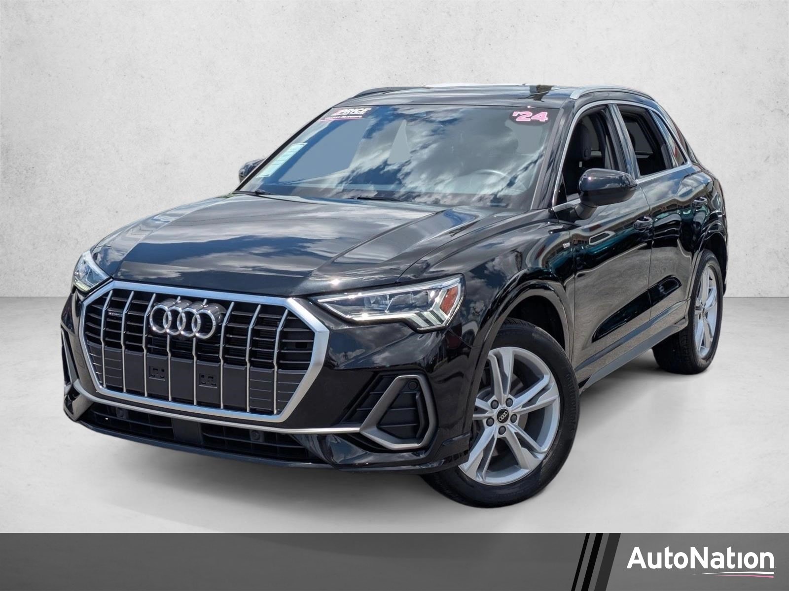 2024 Audi Q3 45 TFSI S Line Premium Plus quattro's photo