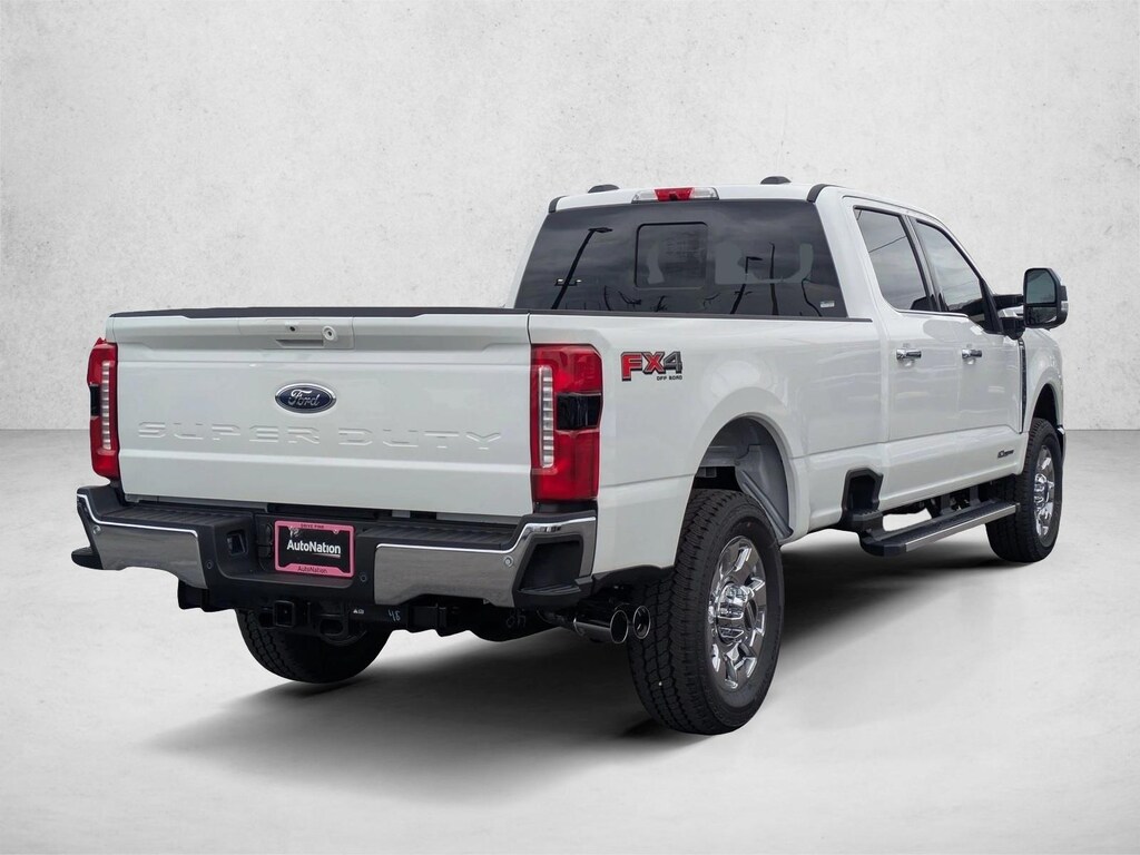New 2026 Ford F-350 LARIAT Truck Crew Cab