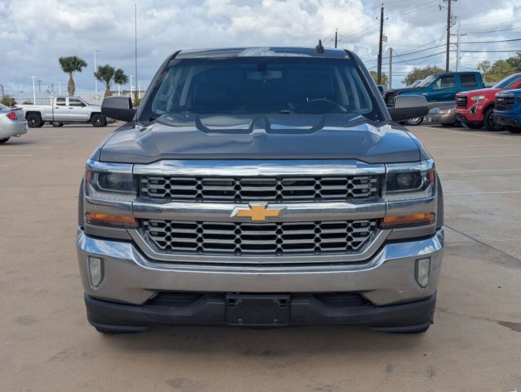 Used 2017 Chevrolet Silverado 1500 LT Crew Cab Pickup
