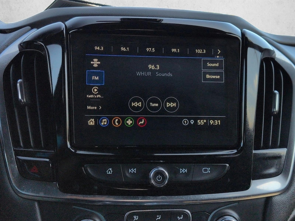 Used 2023 Chevrolet Traverse LT Cloth SUV