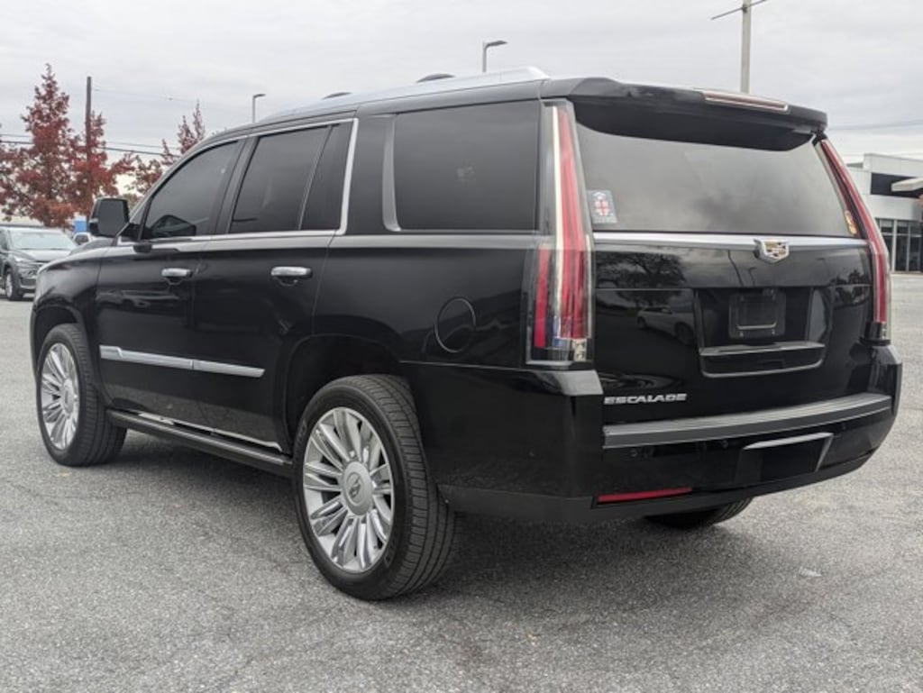 Used 2018 CADILLAC Escalade Platinum SUV