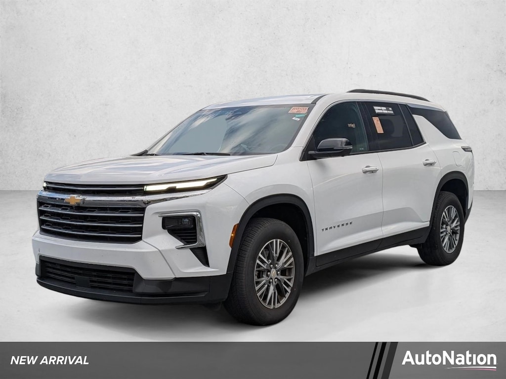 Used 2024 Chevrolet Traverse AWD LT SUV