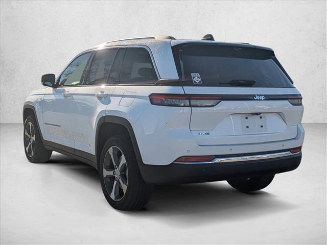 2022 Jeep Cherokee Limited 4xe photo 3