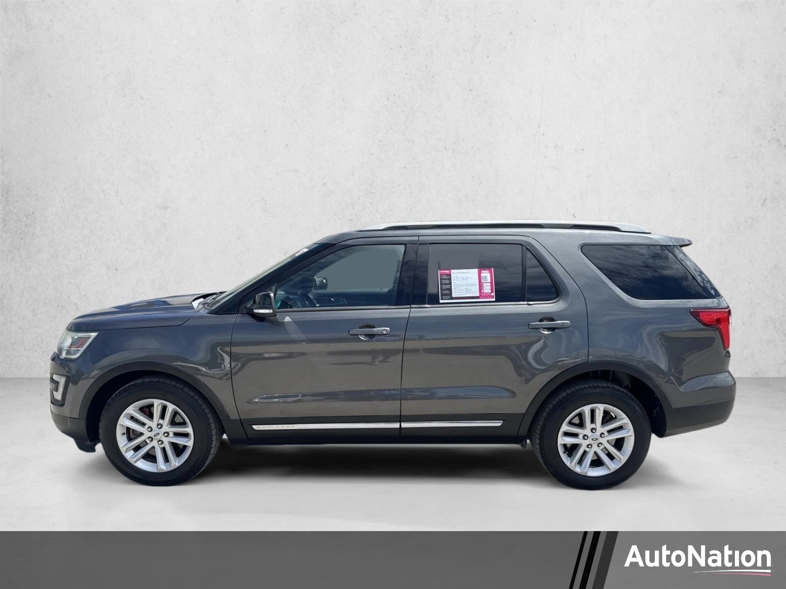 2017 Ford Explorer XLT FWD's photo