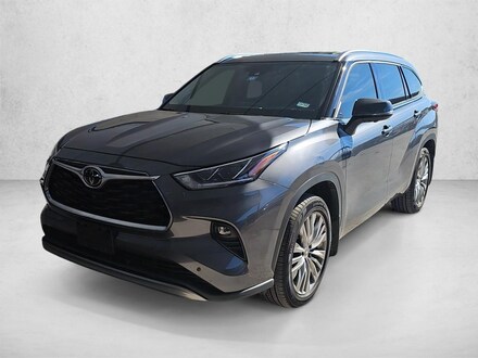 2023 Toyota Highlander Platinum SUV