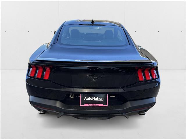 2025 Ford Mustang EcoBoost photo 4