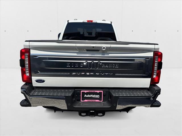 2025 Ford F-350 King Ranch photo 4
