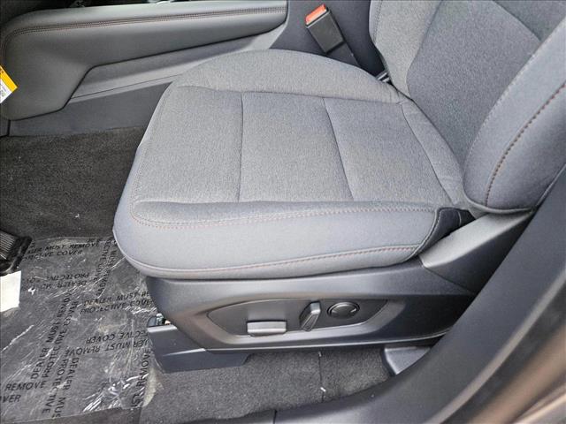 2025 Ford Explorer photo 4