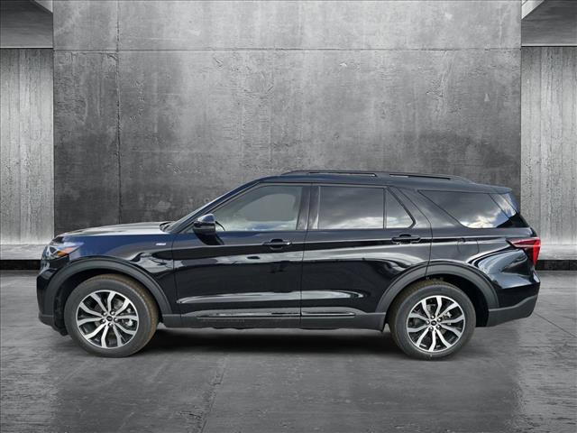 2025 Ford Explorer ST-Line photo 2
