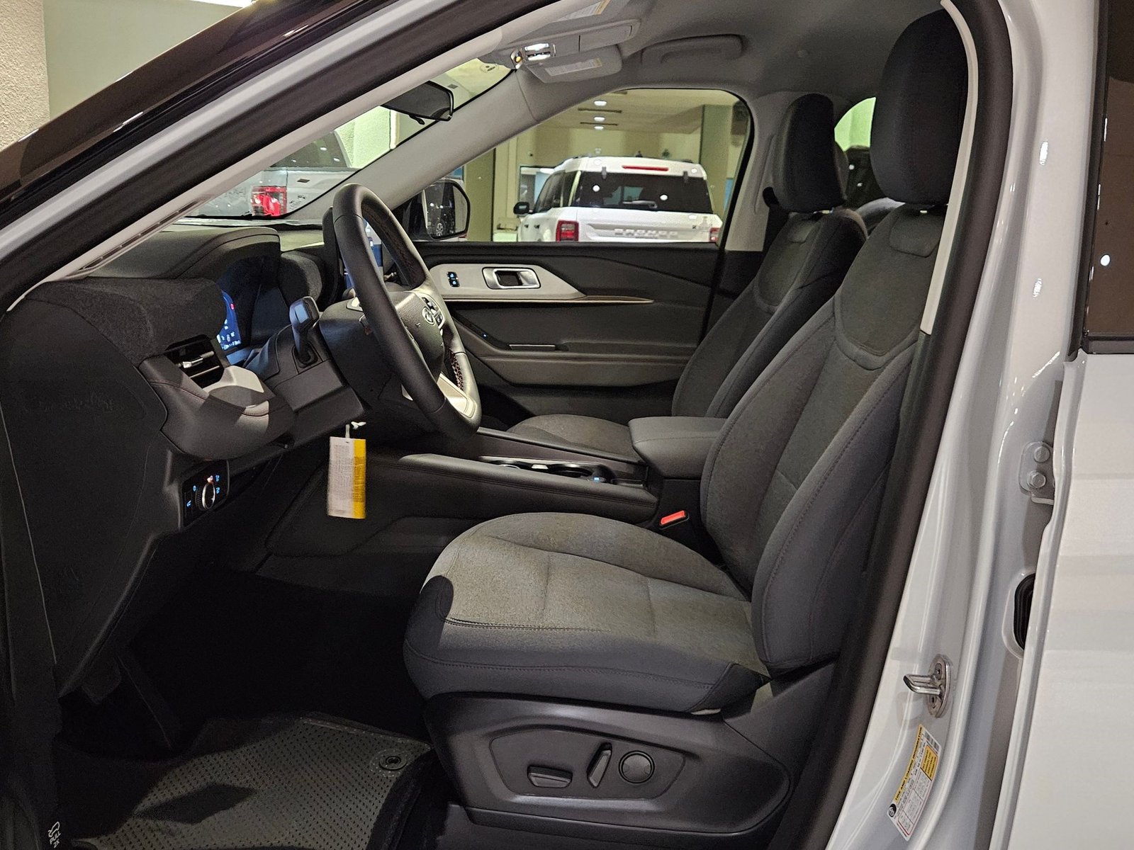 New 2026 Ford Explorer Active w/200A Pkg SUV