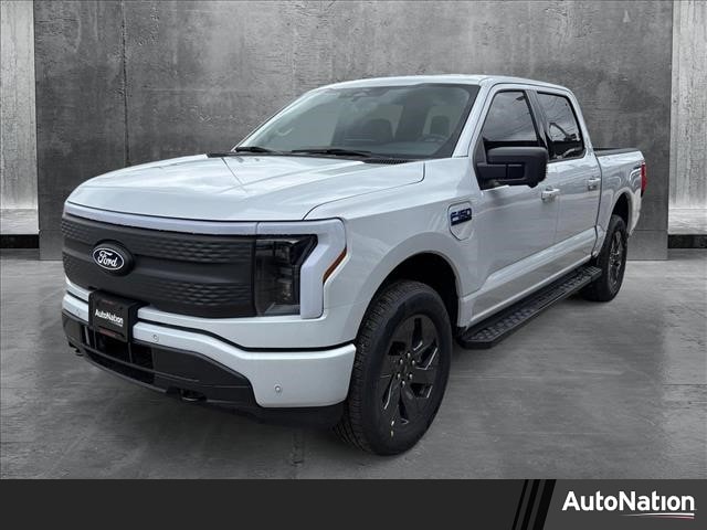 2025 Ford F-150 Lightning Flash's photo