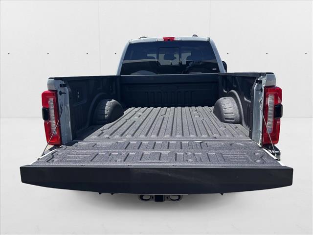 2025 Ford F-250 XLT photo 4