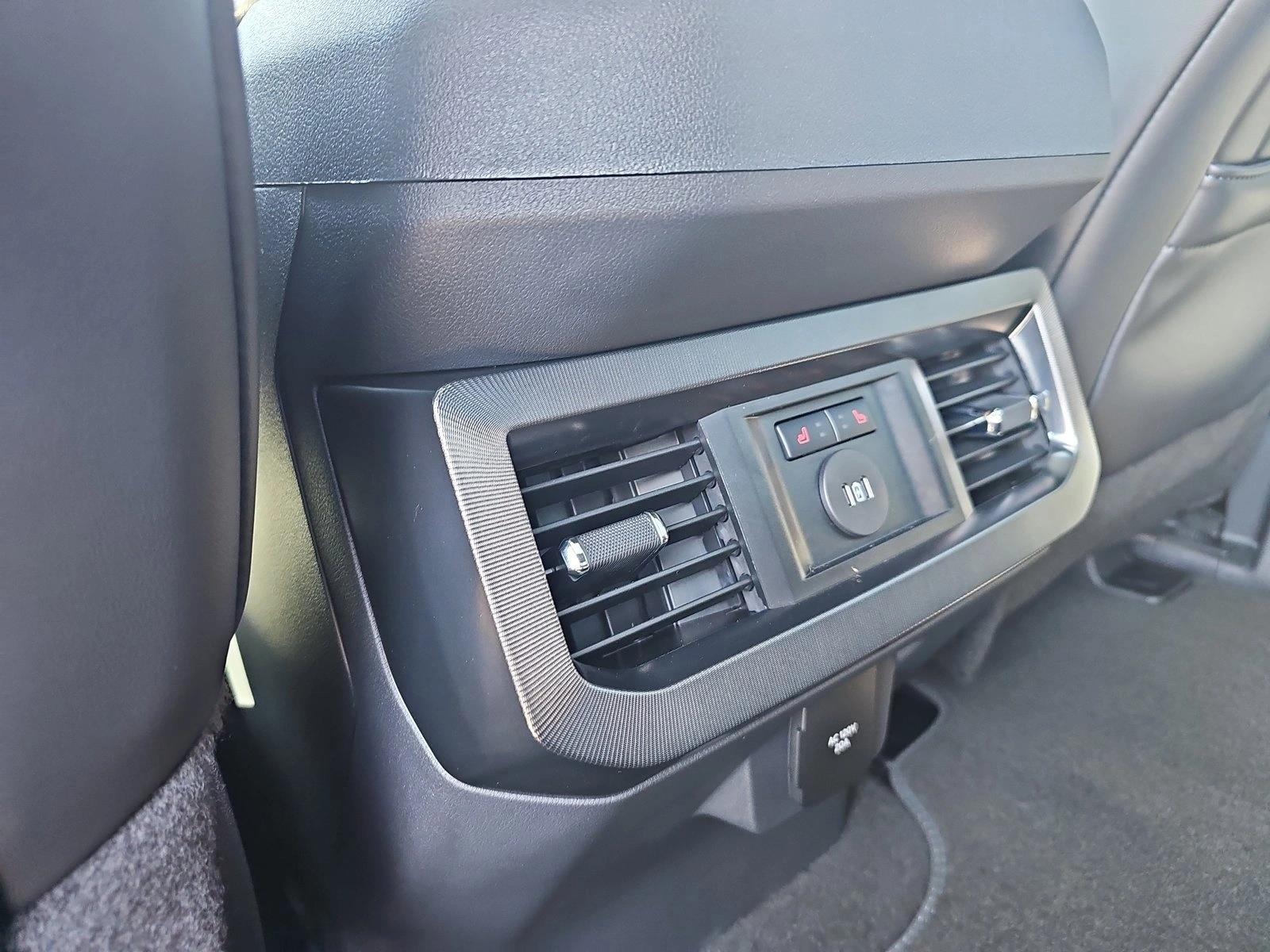 2026 Ford F-250 Super Duty Platinum - Photo 11