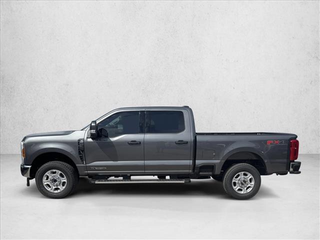 2026 Ford F-250 XLT photo 2