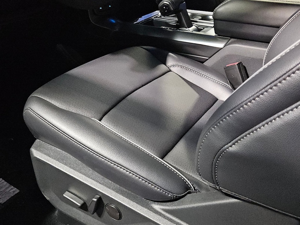 New 2026 Ford F-150 LARIAT Truck SuperCrew Cab