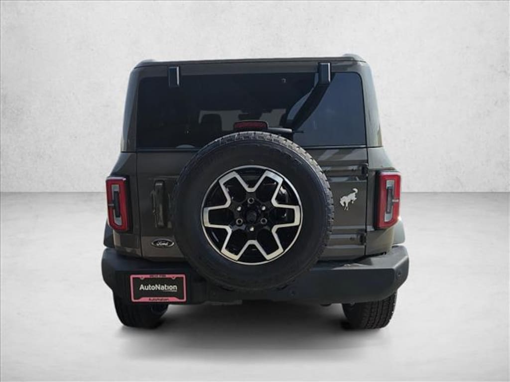 New 2025 Ford Bronco Outer Banks SUV