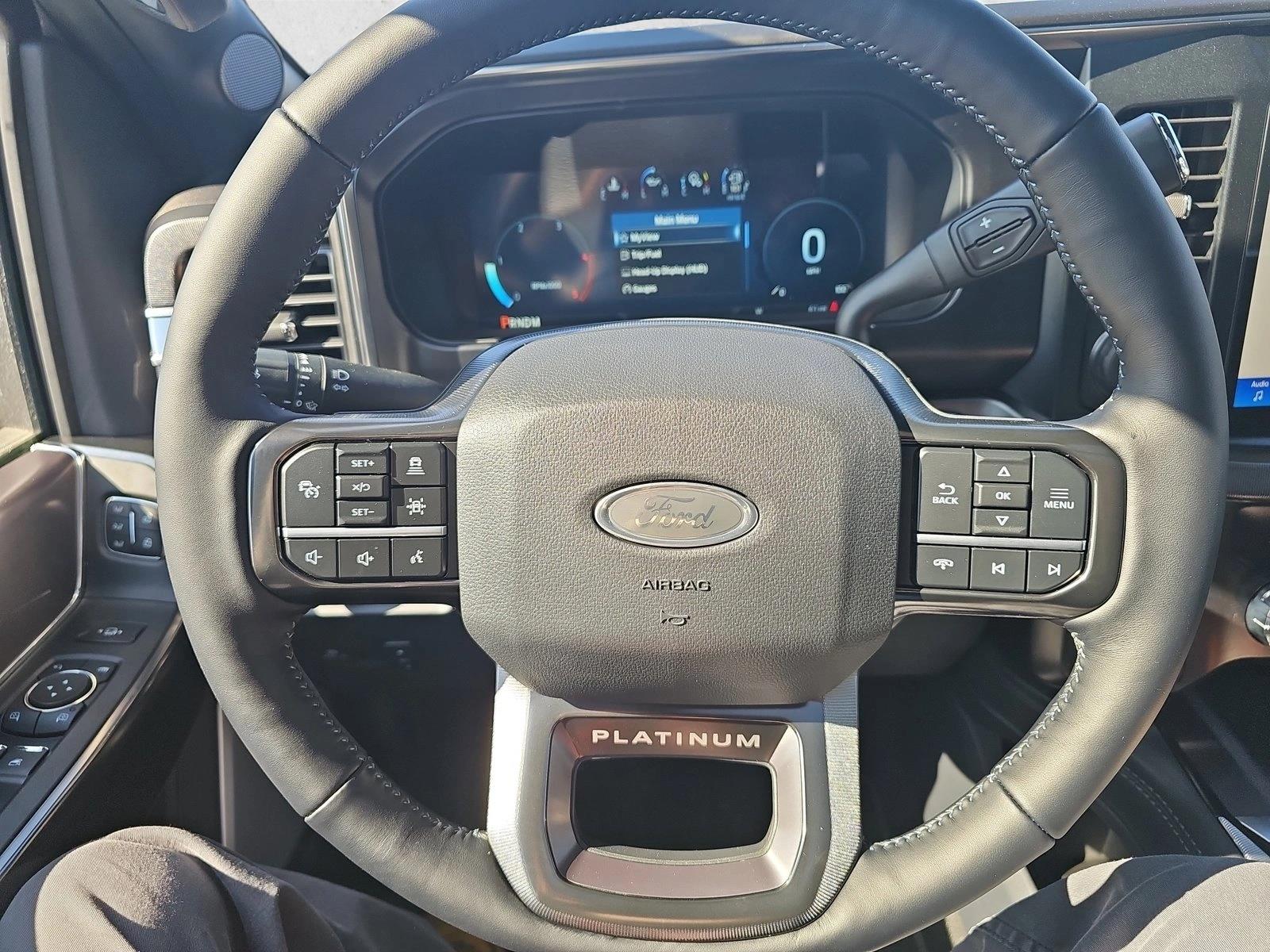 2026 Ford F-250 Super Duty Platinum - Photo 17