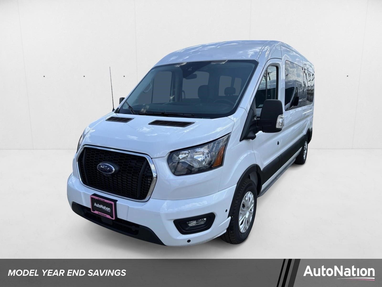2025 Ford Transit 350 XLT Med Roof Sliding Pass. 148's photo