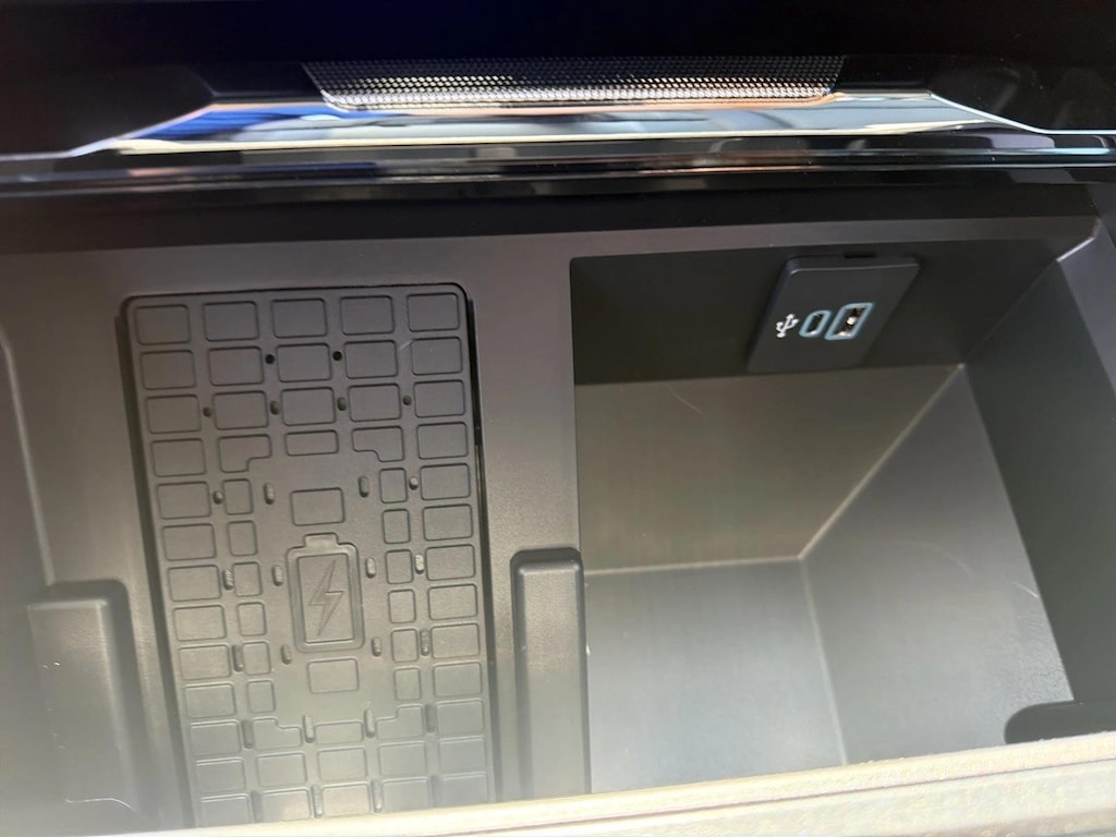 New 2026 Ford F-250 LARIAT Truck Crew Cab