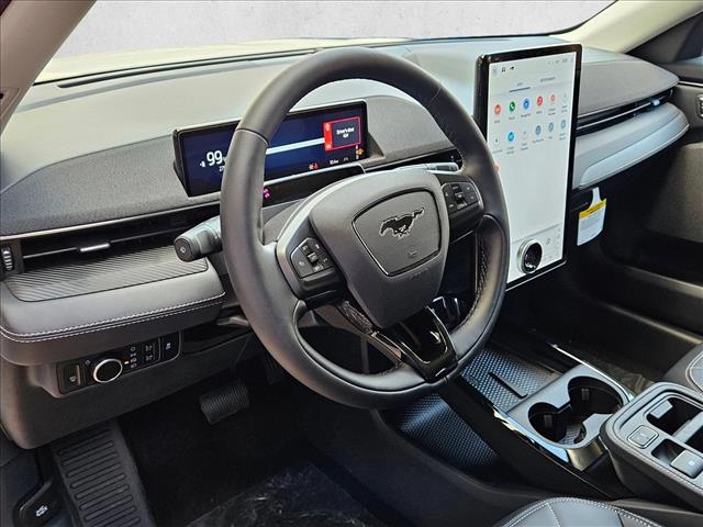 2025 Ford Mustang Mach-E Select photo 3