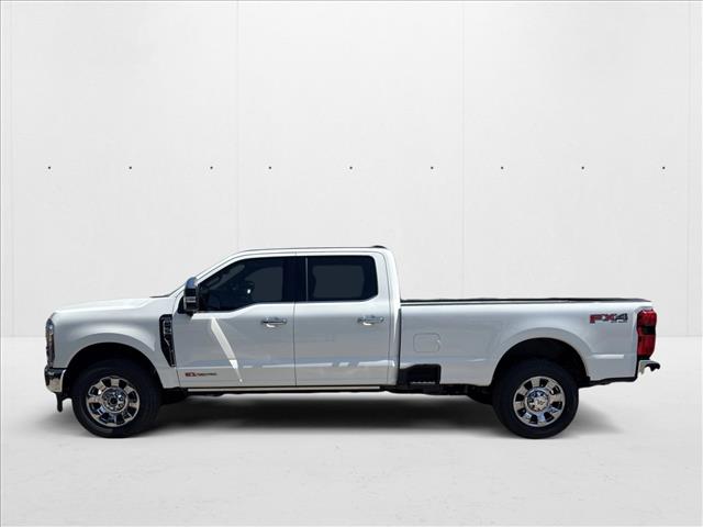 2025 Ford F-350 King Ranch photo 2