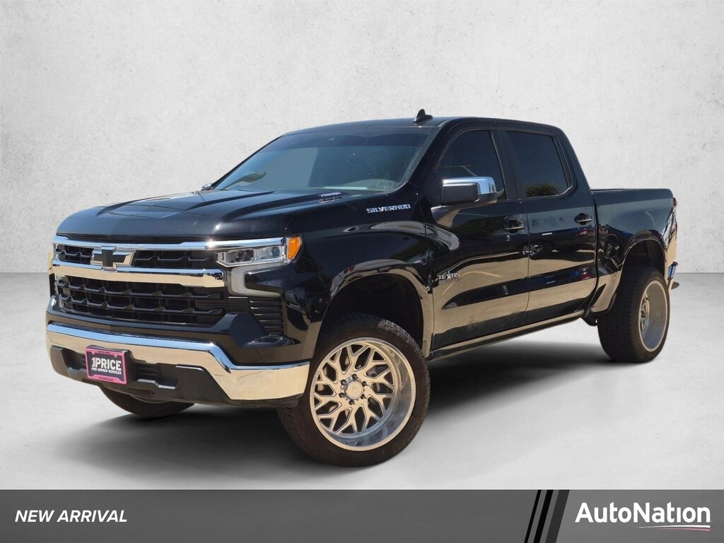 Used 2025 Chevrolet Silverado 1500 LT Truck Crew Cab