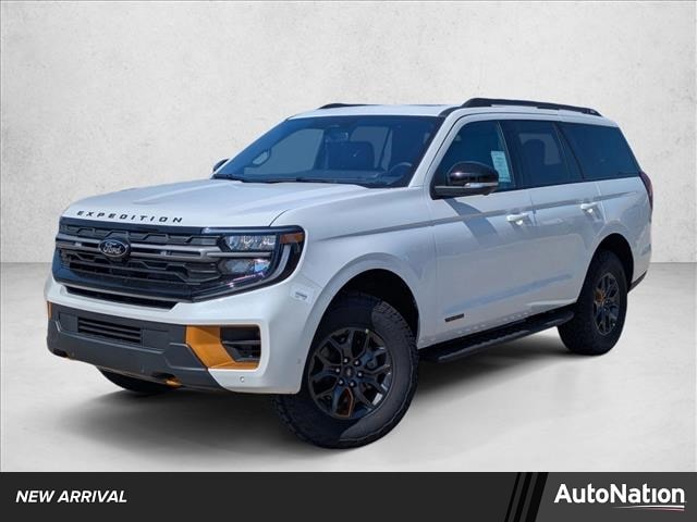 2025 Ford Expedition Tremor's photo