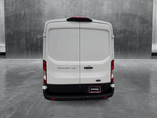 2025 Ford Transit photo 4