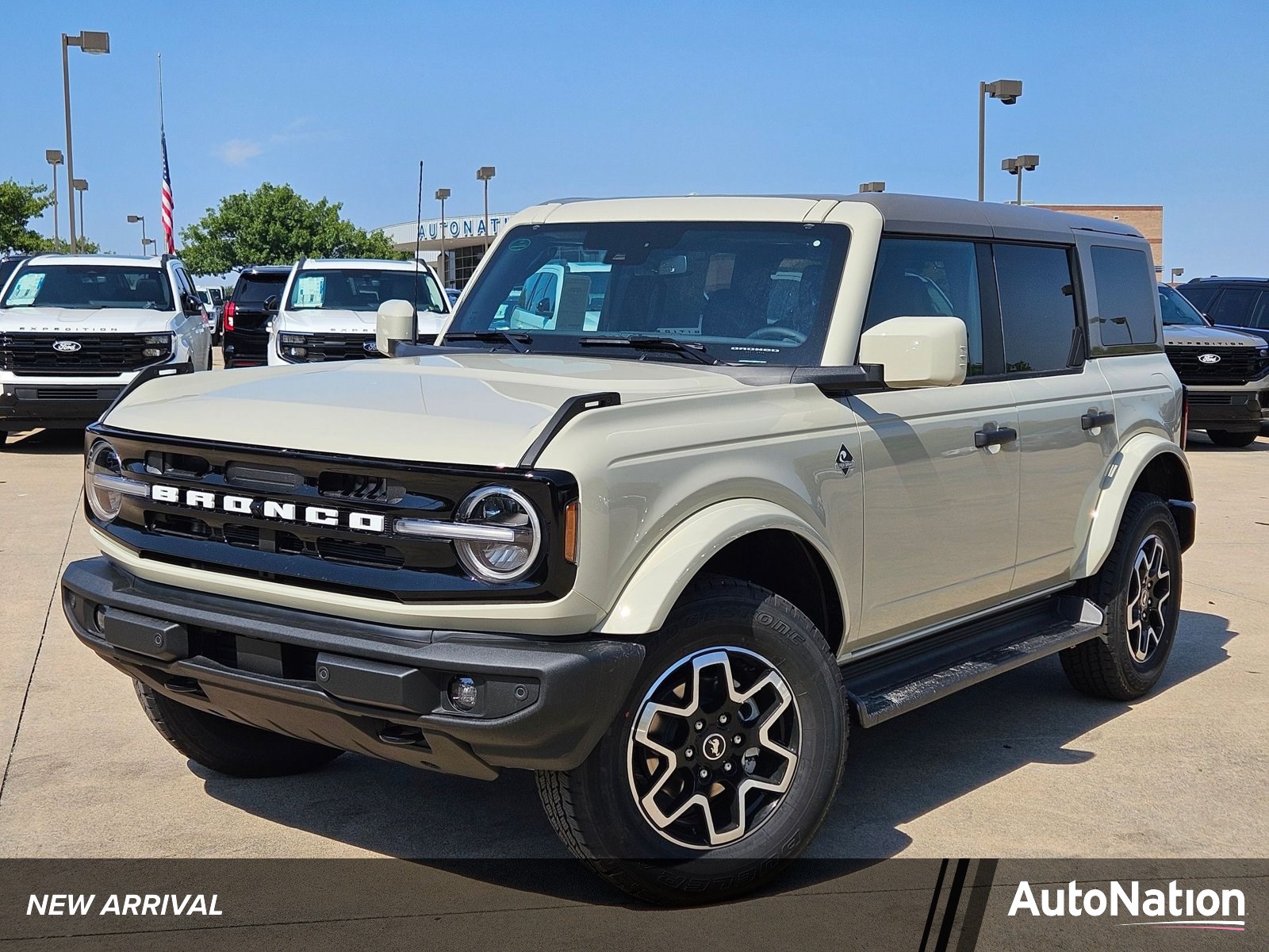 New 2026 Ford Bronco Outer Banks SUV