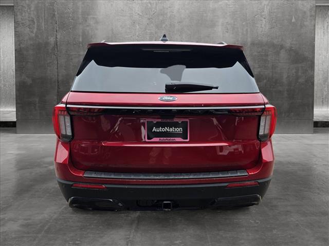2025 Ford Explorer ST-Line photo 4