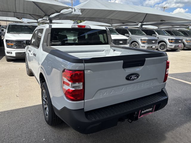 2025 Ford Maverick XLT photo 2